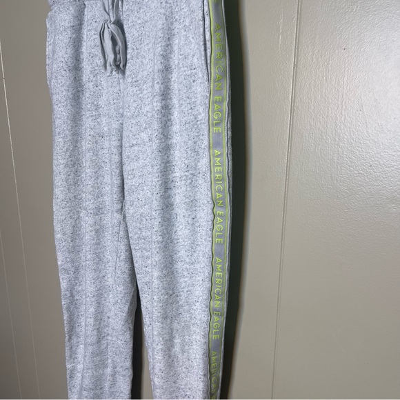 American eagle ahh-mazingly soft logo side panel sweatpants - Picture 2 of 11